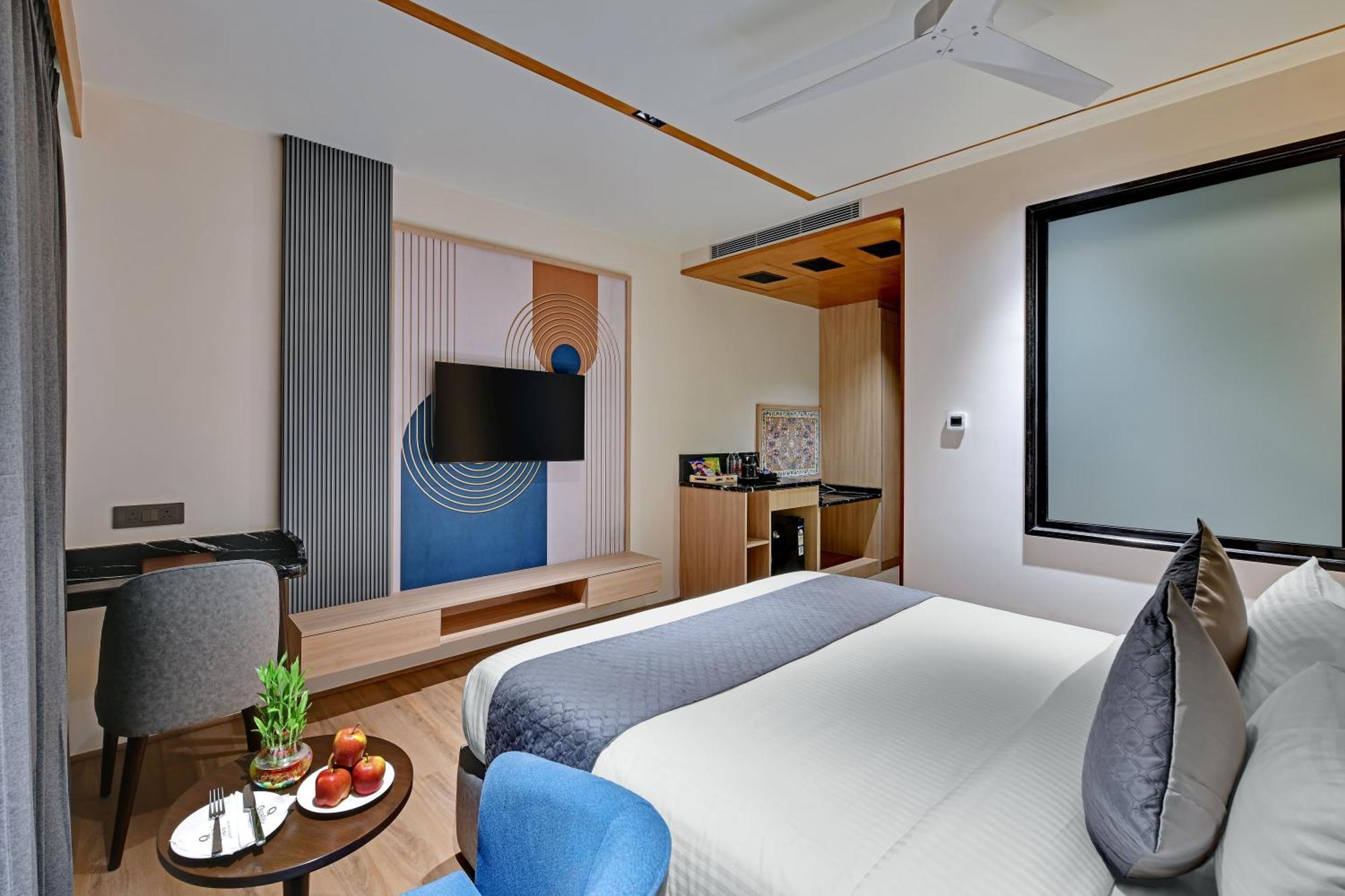 Quality Centre Hotel Varanasi