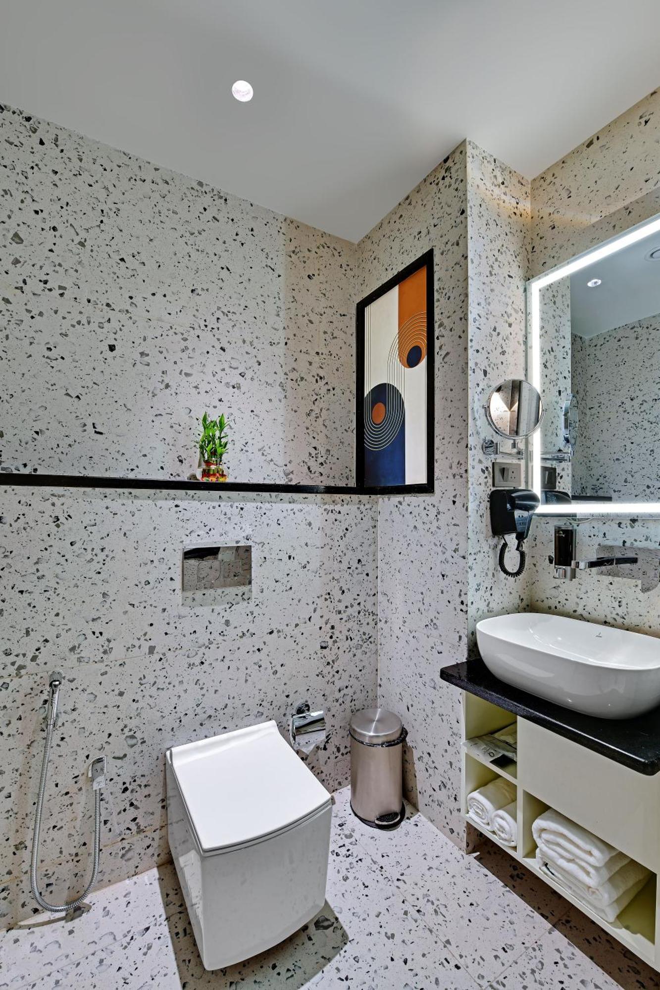 Hotel Quality Centre Varanasi